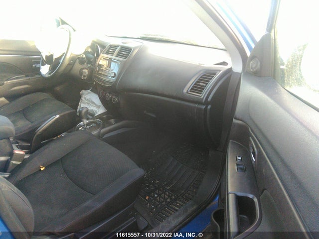 4A4AJ3AU5FE603454 Mitsubishi RVR SE