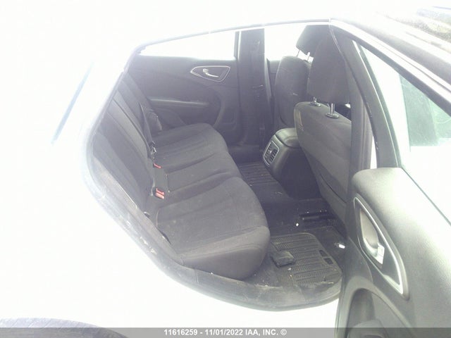 1C3CCCAGXFN506792 Chrysler 200 Limited