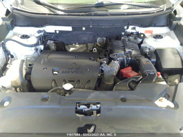JA4AJ3AU5HZ604214 Mitsubishi RVR SE