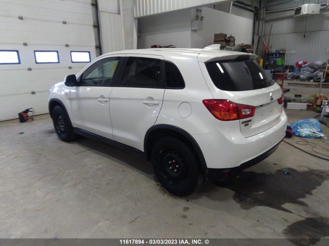 JA4AJ3AU5HZ604214 Mitsubishi RVR SE