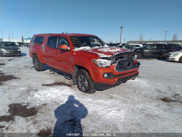 Toyota Tacoma Dbl Cab/sr5/trd Sport/or 2018 5TFDZ5BN2JX030901 головне зображення