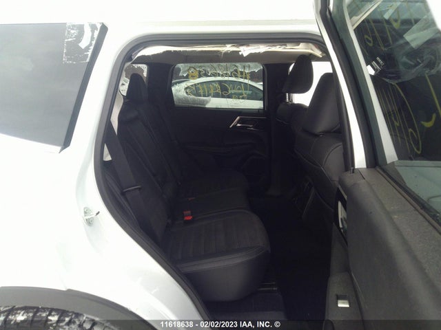JA4J4UA80NZ614113 Mitsubishi Outlander Se/black Edition