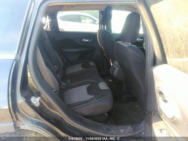 1C4PJMCS5EW110076 Jeep Cherokee Latitude
