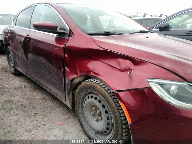 1C3CCCFBXGN130996 Chrysler 200 LX