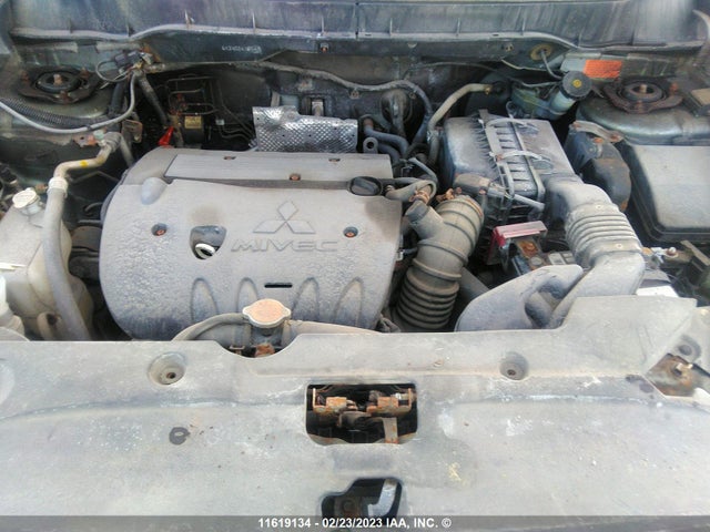 JA4AJ3AU3CZ605547 Mitsubishi RVR SE
