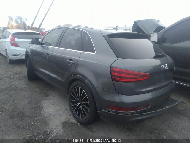 WA1EFEFS2FR001692 Audi Q3 4p Ti