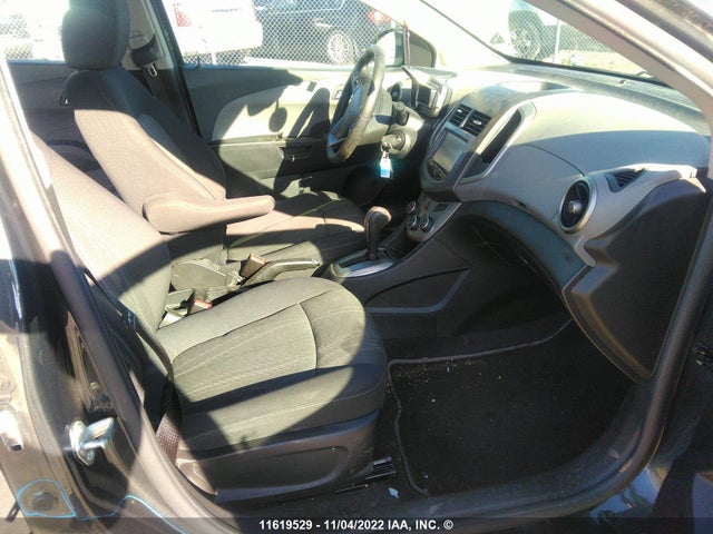 Chevrolet SONIC LT 2014 1G1JC6EH3E4217239 Image 6