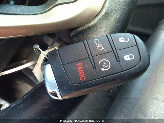 1C4RJFBG0FC923765 Jeep Grand Cherokee Limited