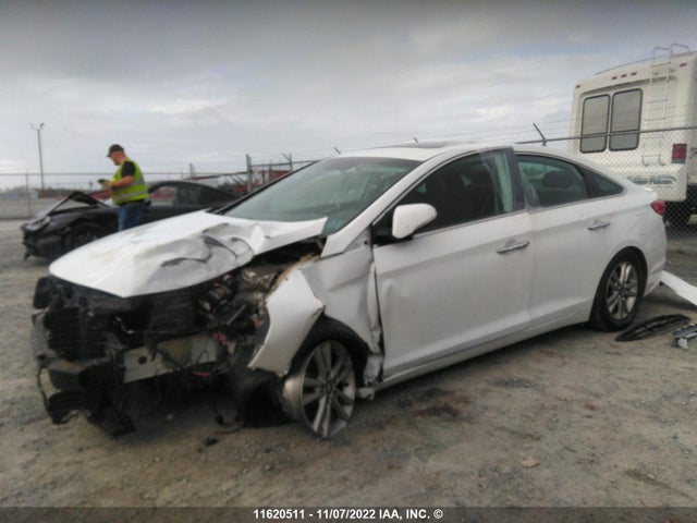 Hyundai SONATA SE 2017 5NPE24AF5HH511051 Image 2