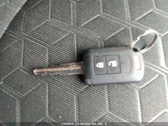 JA4AJUAU7MU604275 Mitsubishi RVR