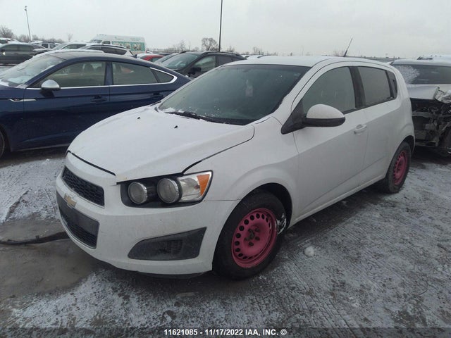 Chevrolet SONIC LS 2014 1G1JB6EH7E4181431 Image 2