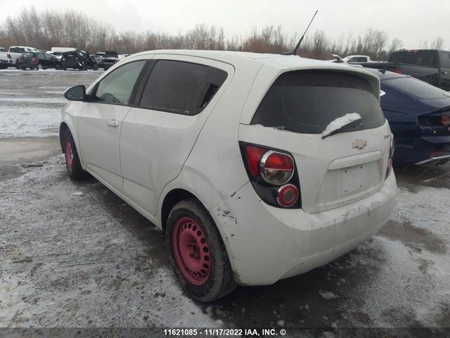 Chevrolet SONIC LS 2014 1G1JB6EH7E4181431 Image 3