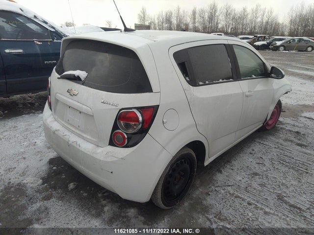 Chevrolet SONIC LS 2014 1G1JB6EH7E4181431 Image 4