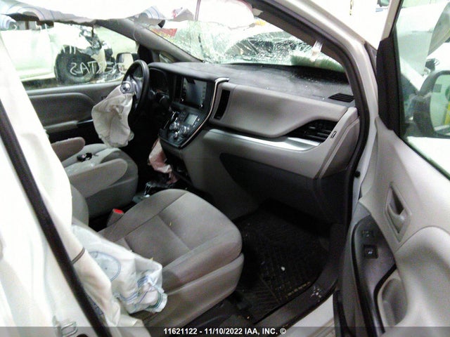 Toyota SIENNA 2019 5TDZZ3DC5KS997306 Image 6