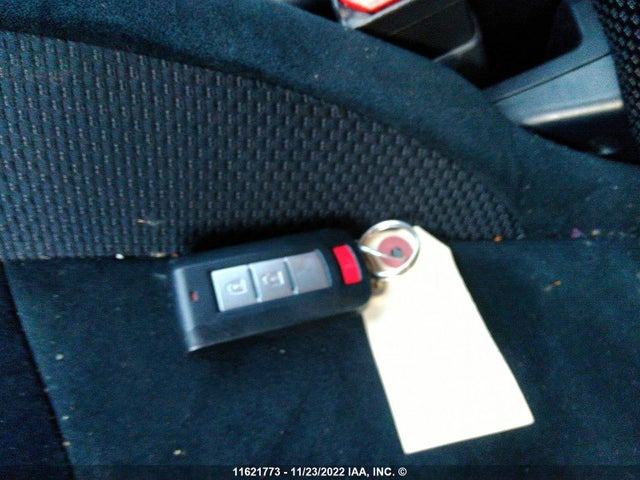JA4JT3AX0CU606978 Mitsubishi Outlander Se