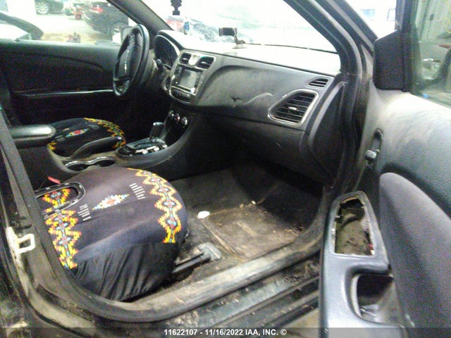 1C3CCBAB3EN229741 Chrysler 200 LX
