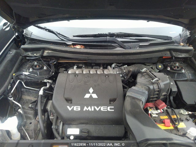 JA4JZ3AX1KZ605824 Mitsubishi Outlander Se/sel/le