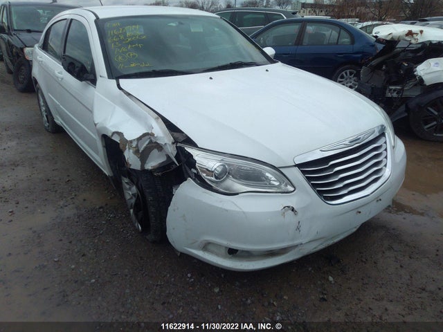 1C3CCBAB9DN668103 Chrysler 200 LX