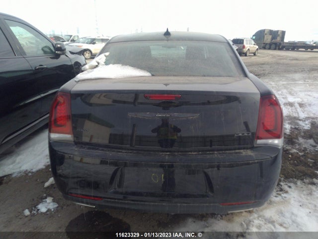 2C3CCASG1NH193853 Chrysler 300 Touring L