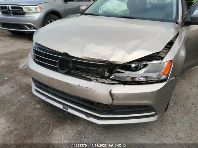 3VW267AJ0GM222811 Volkswagen JETTA S
