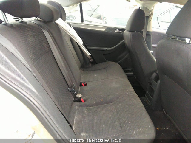 3VW267AJ0GM222811 Volkswagen JETTA S