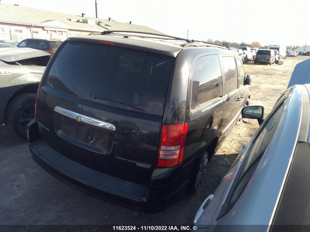 2A4RR5DXXAR256973 Chrysler Town & Country