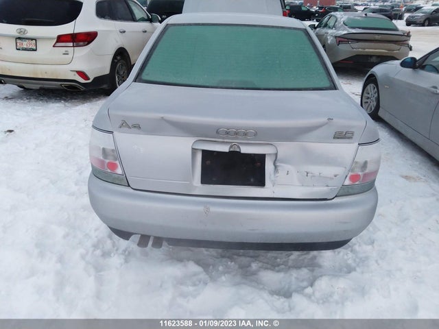 WAUED28D7XA242461 Audi A4 2.8 Quattro