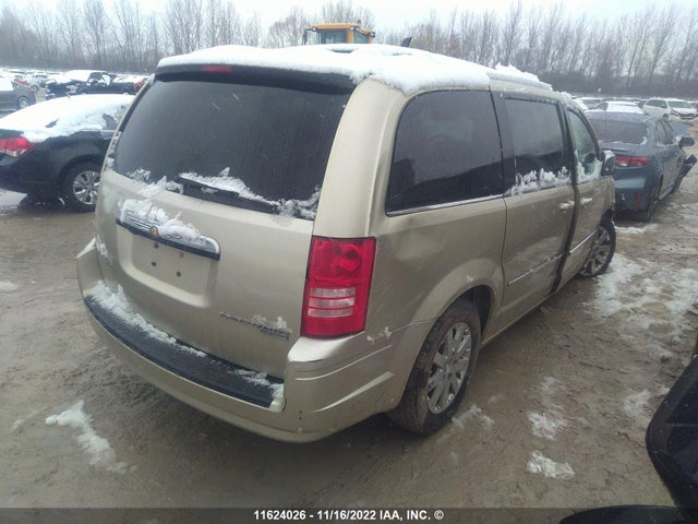 2A4RR5DX2AR184098 Chrysler Town & Country Touring