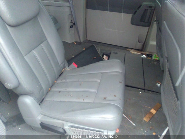 2A4RR5DX2AR184098 Chrysler Town & Country Touring
