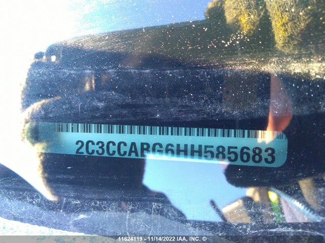 2C3CCABG6HH585683 Chrysler 300 S