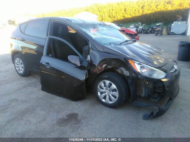 2016 KMHCT5AE7GU266092 main image
