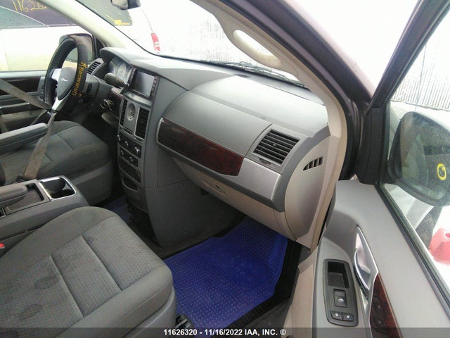 2A4RR5DX9AR217873 Chrysler Town & Country Touring