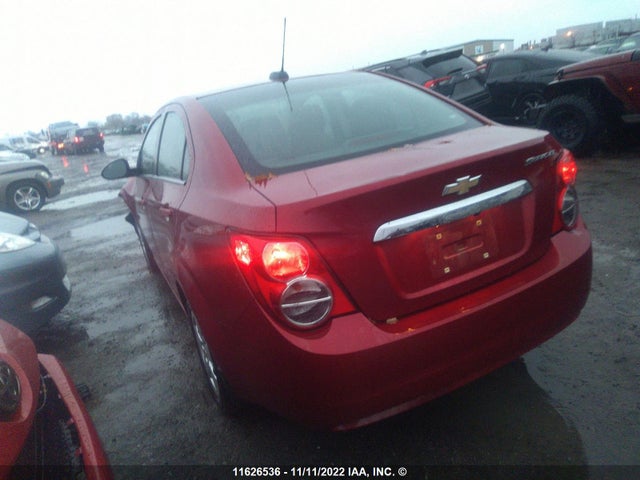Chevrolet Sonic 2015 1G1JC5SH8F4117184 Image 4