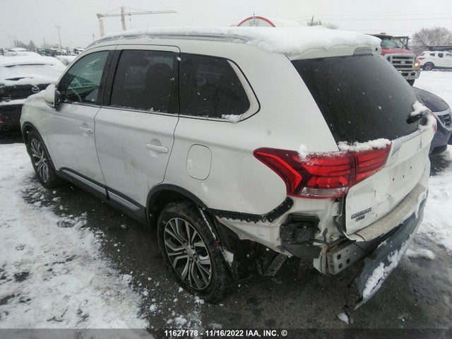 JA4AZ2A35HZ612162 Mitsubishi Outlander Es