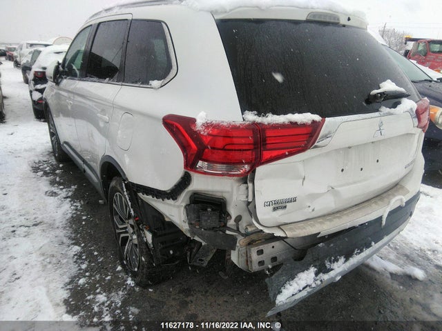 JA4AZ2A35HZ612162 Mitsubishi Outlander Es