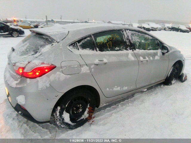 Chevrolet Cruze 2017 3G1BE6SM8HS530906 Image 4