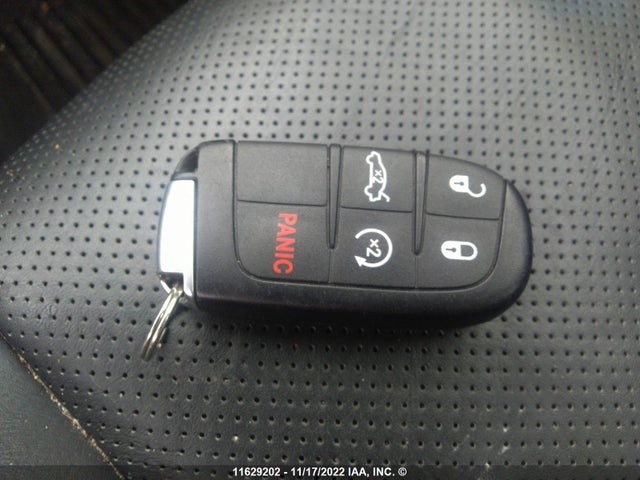 1C3CCCBG9GN187532 Chrysler 200 S