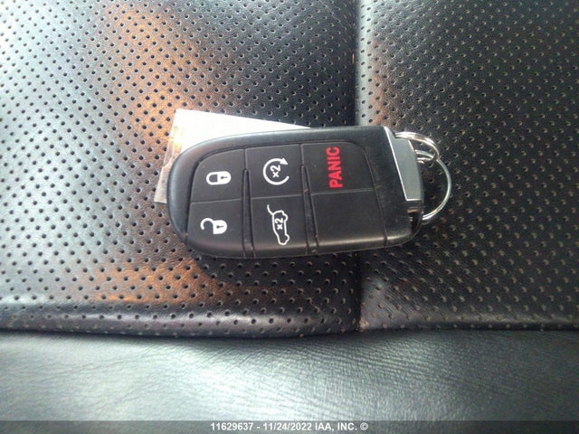 1C4RJFCTXEC214318 Jeep Grand Cherokee Overland