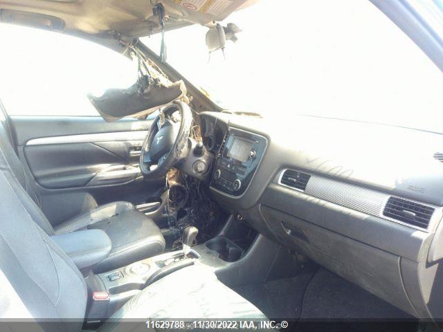 JA4AZ2A37FZ602522 Mitsubishi Outlander Es