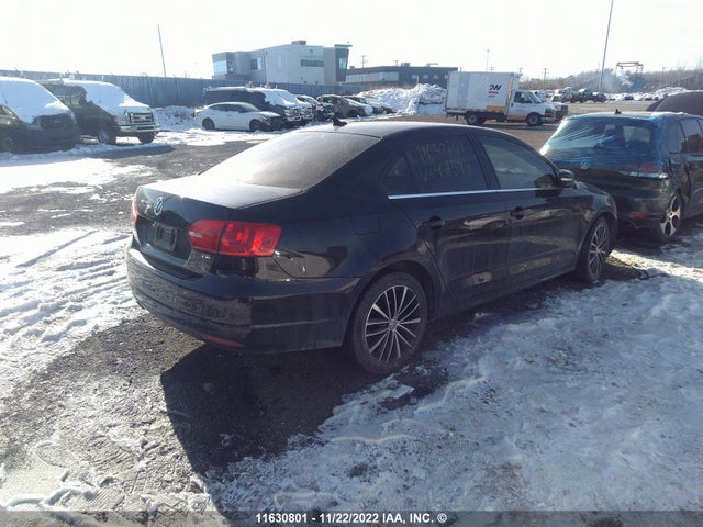 3VWL07AJ1EM441599 Volkswagen JETTA SEL
