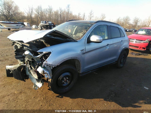 JA4AJ4AW8HZ605896 Mitsubishi Rvr Se Limited/gt
