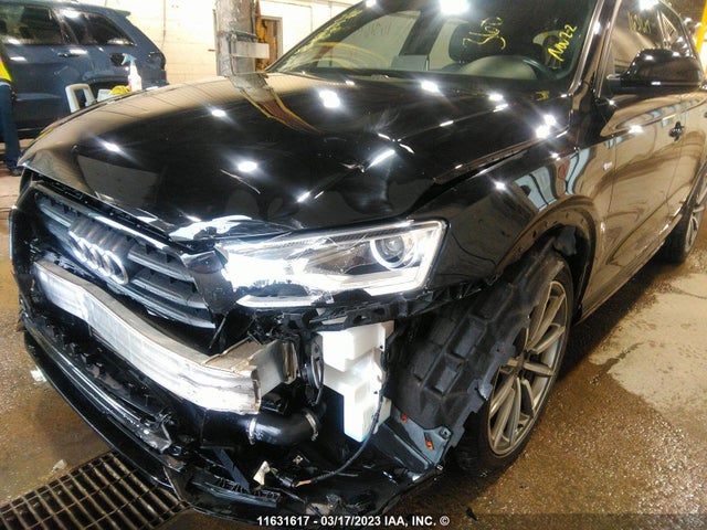 WA1JCCFS5JR010102 Audi Q3 Premium Plus