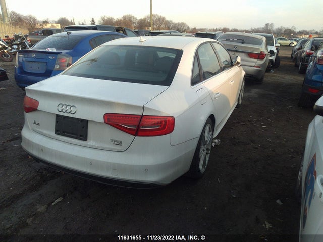 WAUKFCFL7EN028945 Audi A4 Prestige