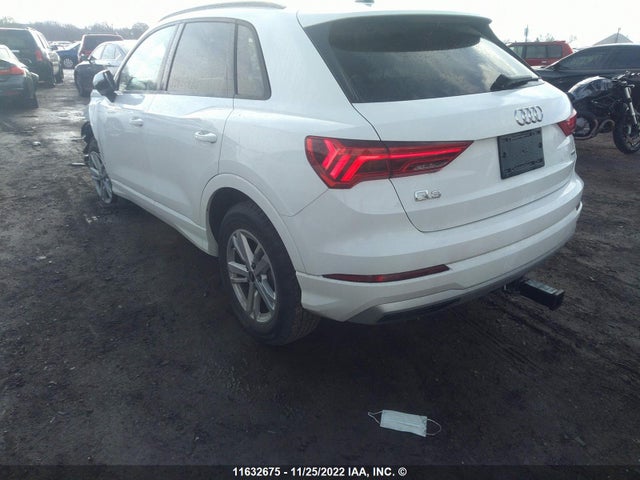 WA1AUCF37N1040017 Audi Q3 Premium 40