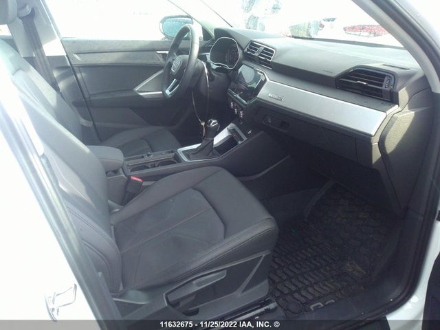 WA1AUCF37N1040017 Audi Q3 Premium 40