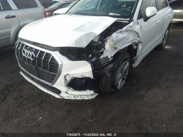 WA1AUCF37N1040017 Audi Q3 Premium 40