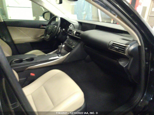 JTHC81D21K5037991 Lexus IS 300