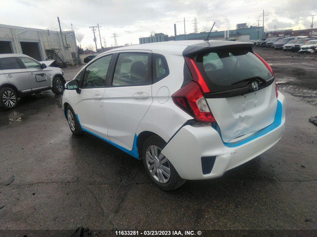 Honda Fit 2016 3HGGK5H59GM106428 Image 3