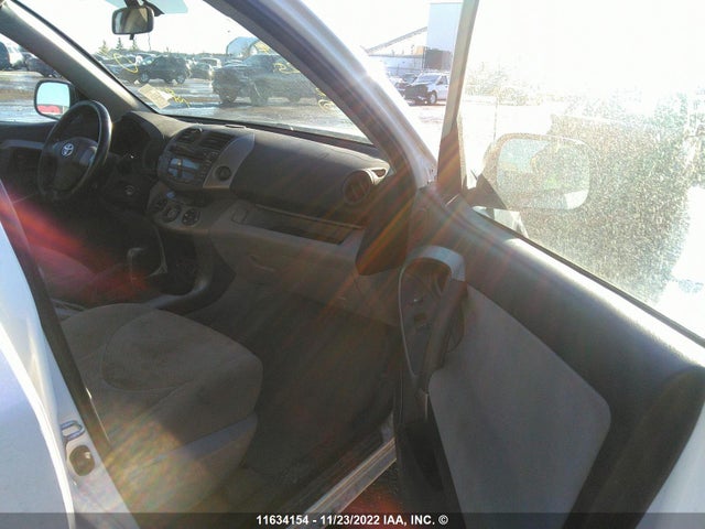 Toyota Rav4 Limited 2007 JTMBK34V575013625 Image 6
