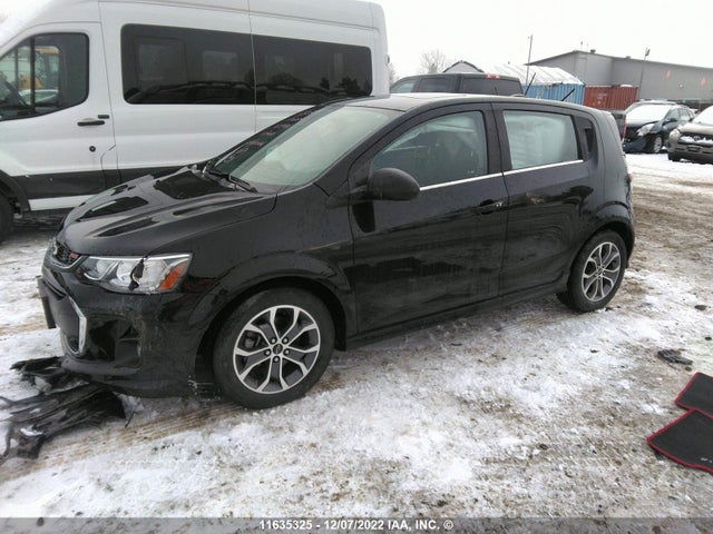 Chevrolet Sonic 2018 1G1JD6SBXJ4106050 Image 2